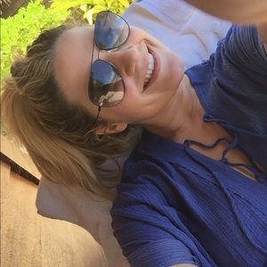 Meet your Posher, Victoria